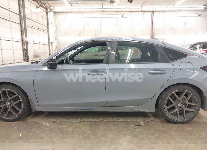 Photo 14 of 2022 Honda Civic SPORT TOURING (VIN 19XFL1H88NE023719)