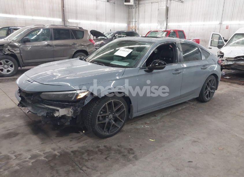 Photo 2 of 2022 Honda Civic SPORT TOURING (VIN 19XFL1H88NE023719)