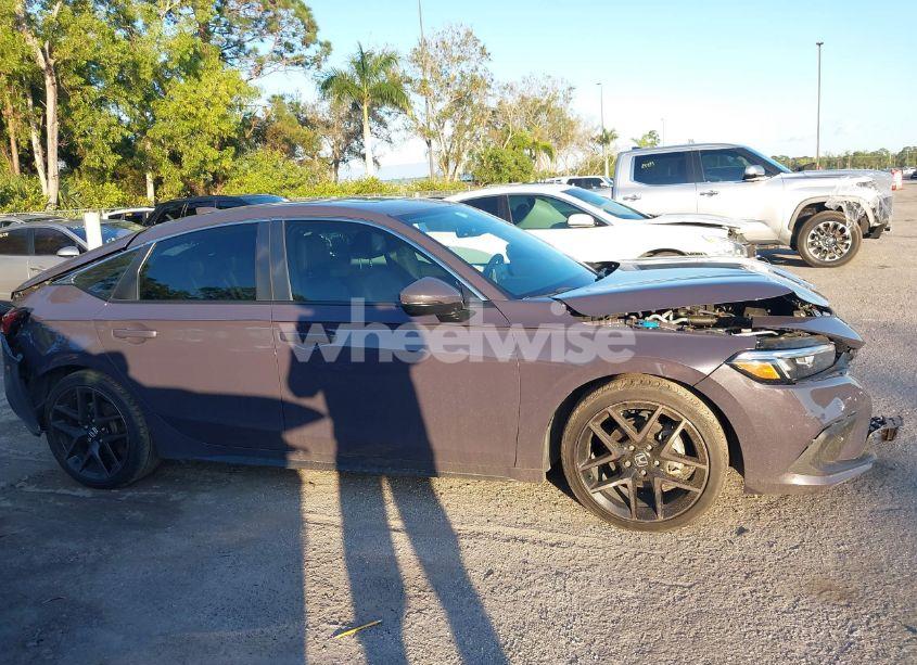 Photo 13 of 2022 Honda Civic SPORT TOURING (VIN 19XFL1H88NE024448)