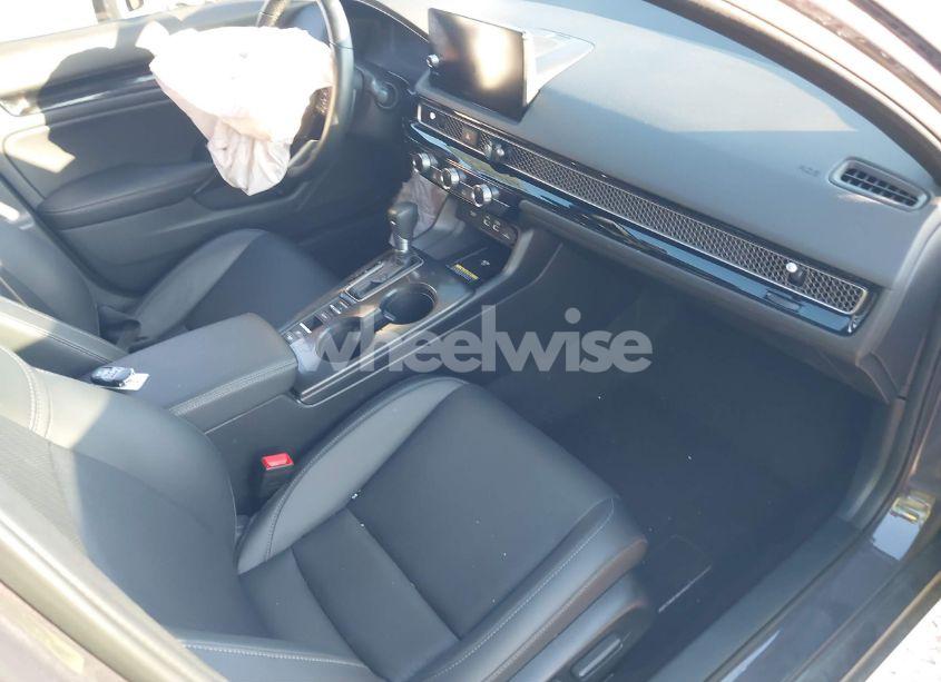 Photo 5 of 2022 Honda Civic SPORT TOURING (VIN 19XFL1H88NE024448)