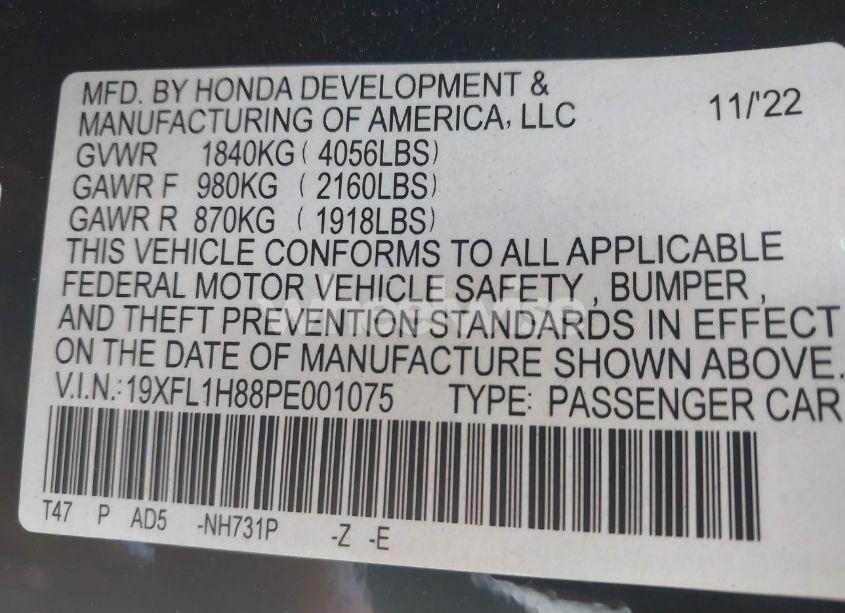 Photo 9 of 2023 Honda Civic SPORT TOURING (VIN 19XFL1H88PE001075)