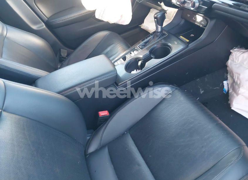 Photo 5 of 2022 Honda Civic SPORT TOURING (VIN 19XFL1H89NE001521)