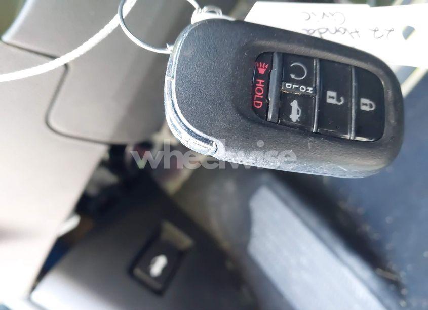 Photo 11 of 2022 Honda Civic SPORT TOURING (VIN 19XFL1H89NE002586)