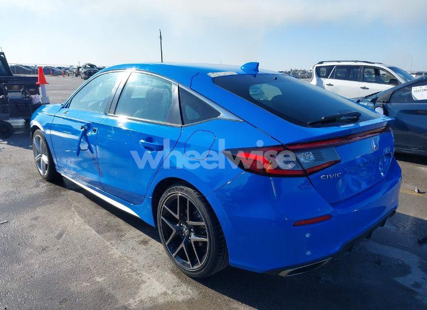 Photo 3 of 2022 Honda Civic SPORT TOURING (VIN 19XFL1H89NE002586)