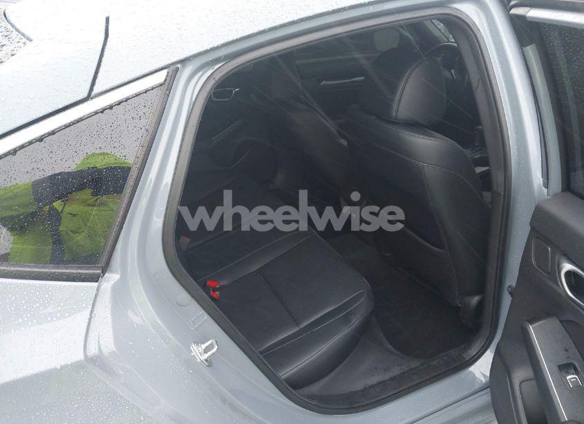 Photo 8 of 2023 Honda Civic SPORT TOURING (VIN 19XFL1H89PE007127)