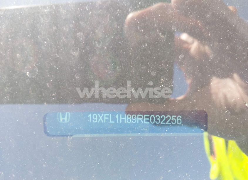 Photo 20 of 2024 Honda Civic SPORT TOURING (VIN 19XFL1H89RE032256)