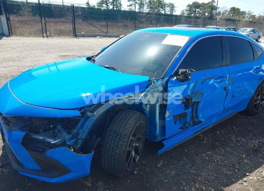 Photo 6 of 2024 Honda Civic SPORT TOURING (VIN 19XFL1H89RE032256)