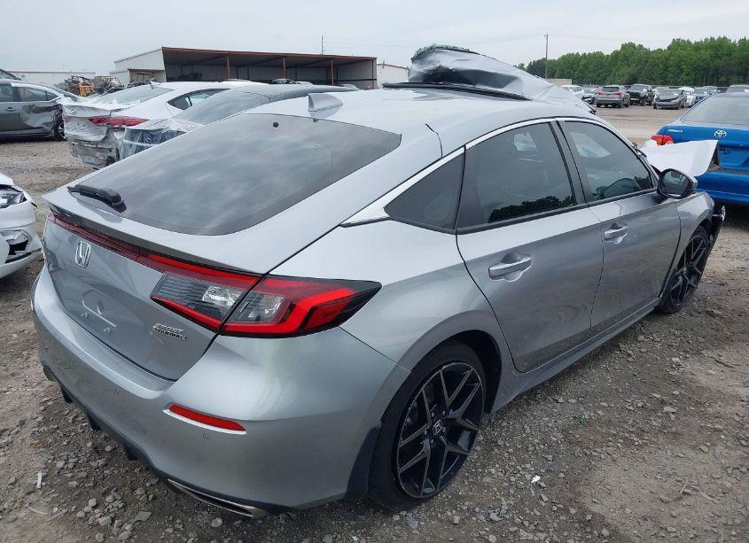 Photo 4 of 2022 Honda Civic SPORT TOURING (VIN 19XFL1H8XNE015279)