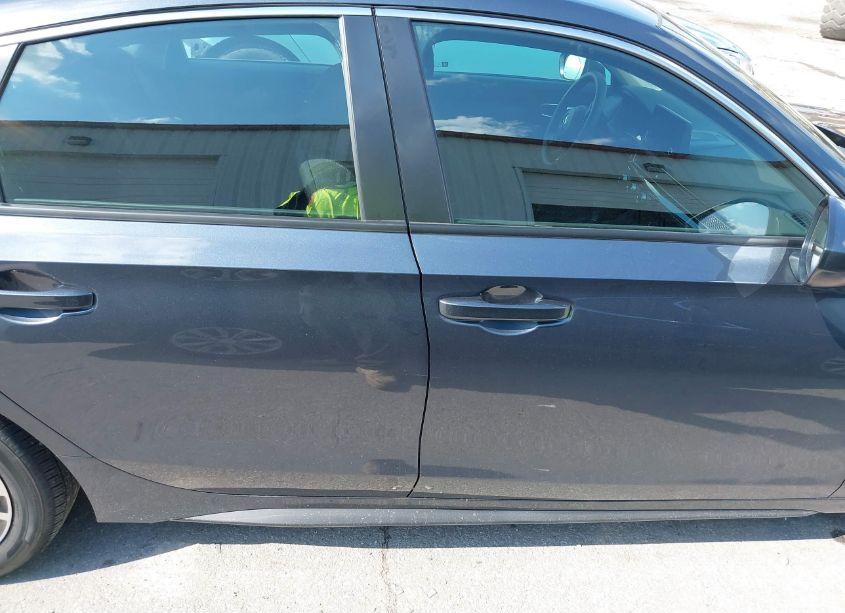 Photo 13 of 2024 Honda Civic LX (VIN 19XFL2H50RE039026)