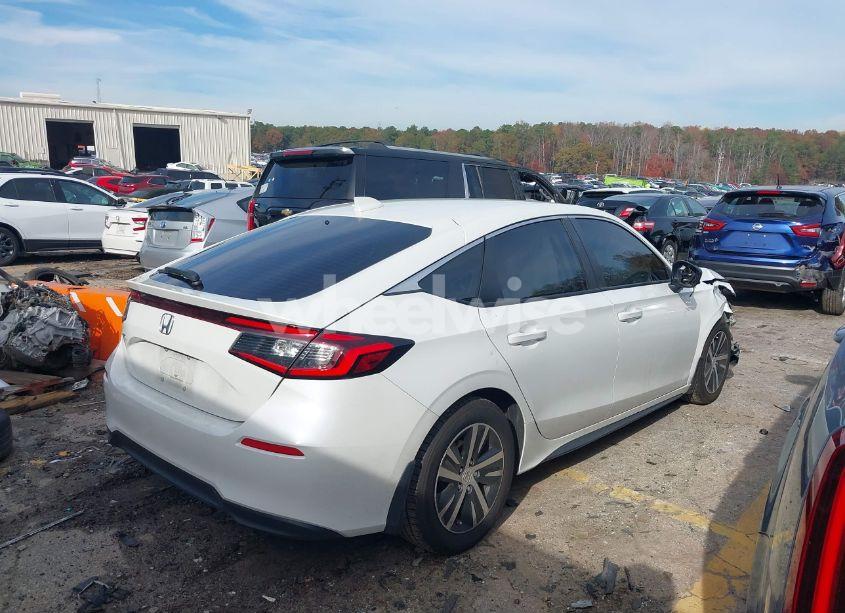 Photo 4 of 2024 Honda Civic LX (VIN 19XFL2H52RE012992)