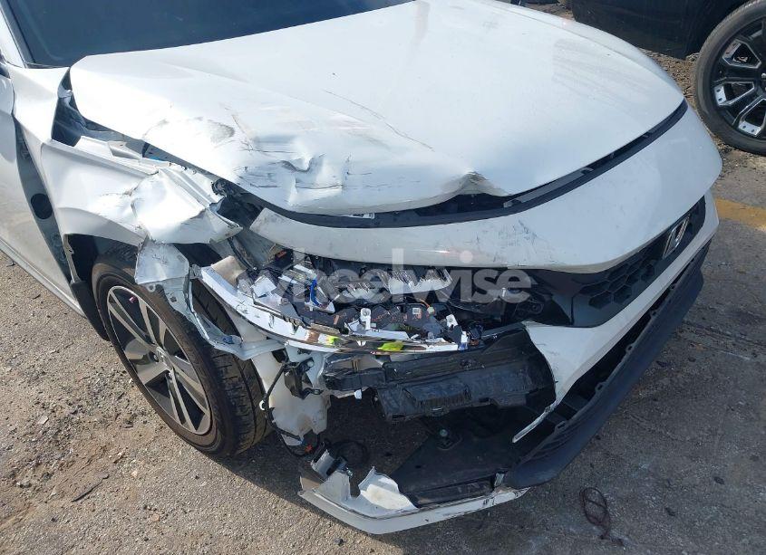 Photo 6 of 2024 Honda Civic LX (VIN 19XFL2H52RE012992)