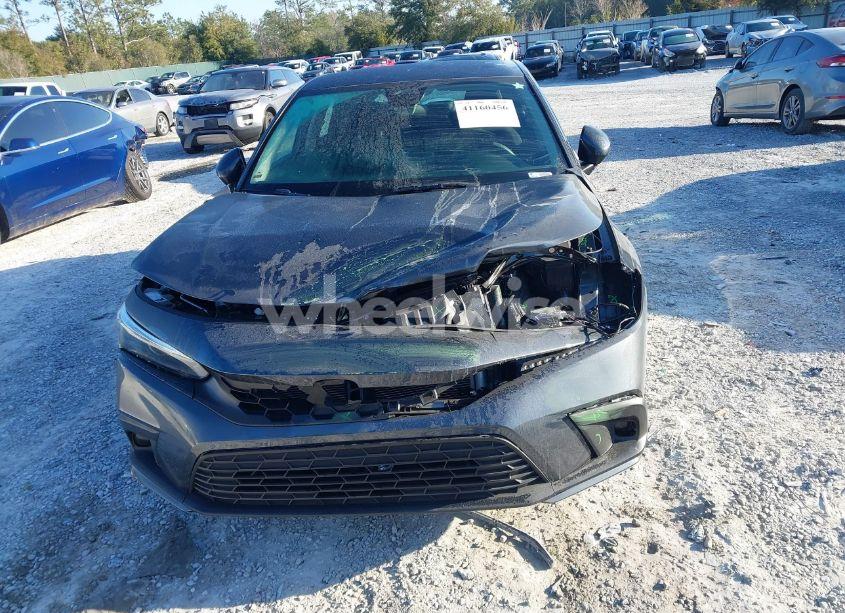 Photo 6 of 2024 Honda Civic LX (VIN 19XFL2H53RE039506)