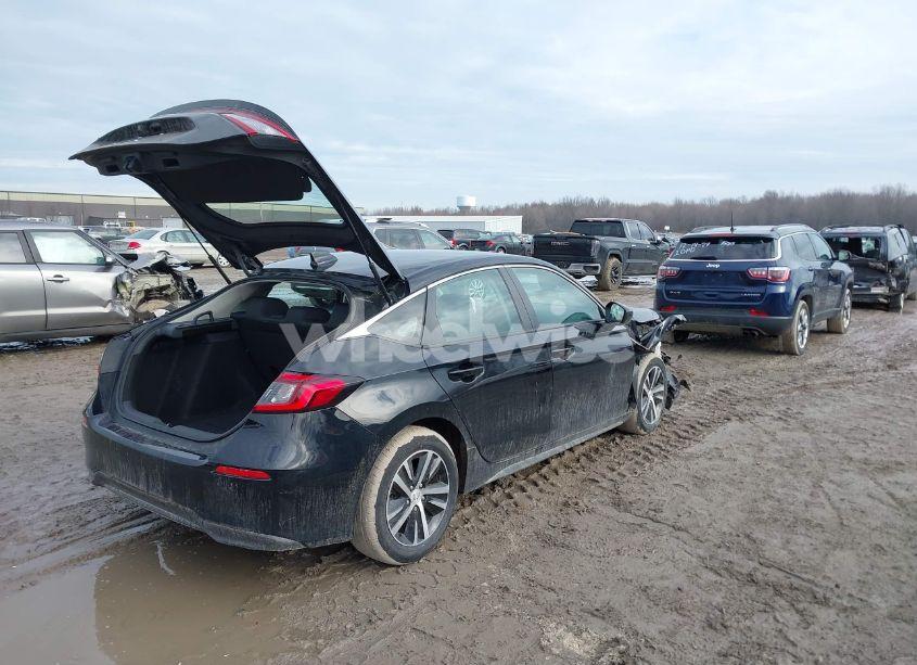 Photo 4 of 2023 Honda Civic LX (VIN 19XFL2H55PE013339)