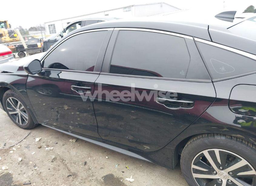 Photo 14 of 2024 Honda Civic LX (VIN 19XFL2H55RE002747)