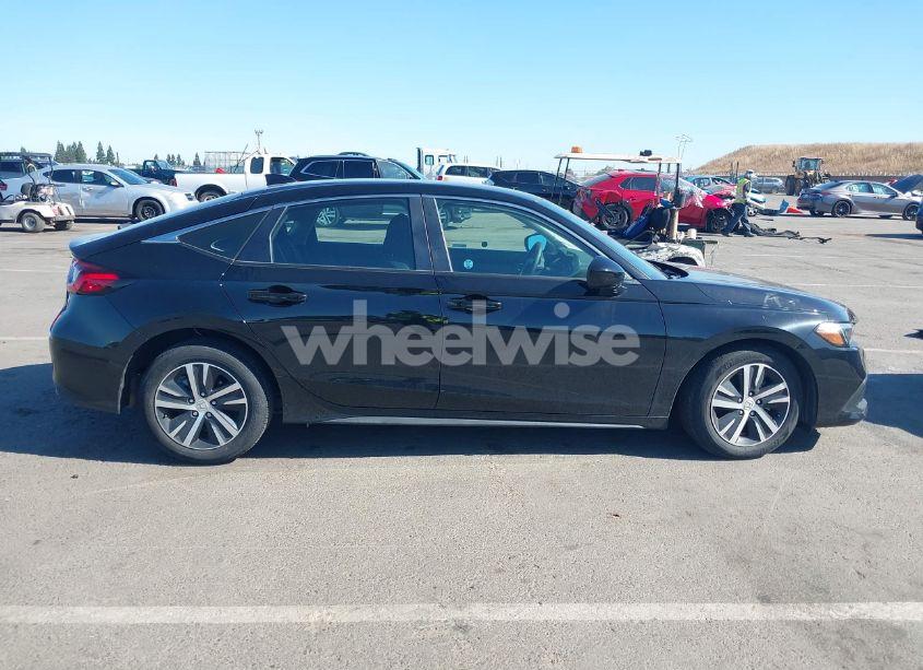 Photo 13 of 2022 Honda Civic LX (VIN 19XFL2H56NE023472)