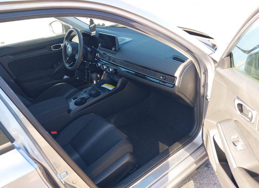 Photo 5 of 2024 Honda Civic LX (VIN 19XFL2H56RE016382)