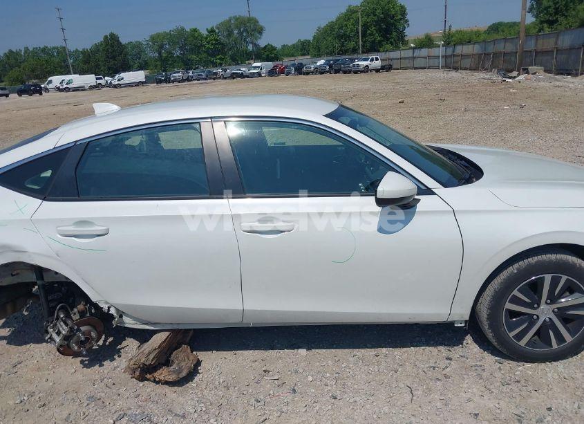 Photo 14 of 2024 Honda Civic LX (VIN 19XFL2H57RE013538)