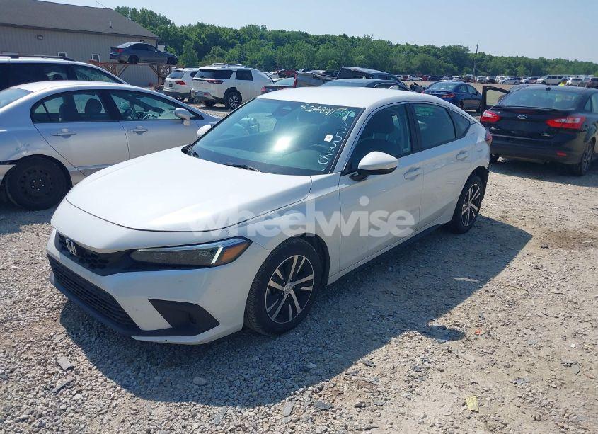 Photo 2 of 2024 Honda Civic LX (VIN 19XFL2H57RE013538)