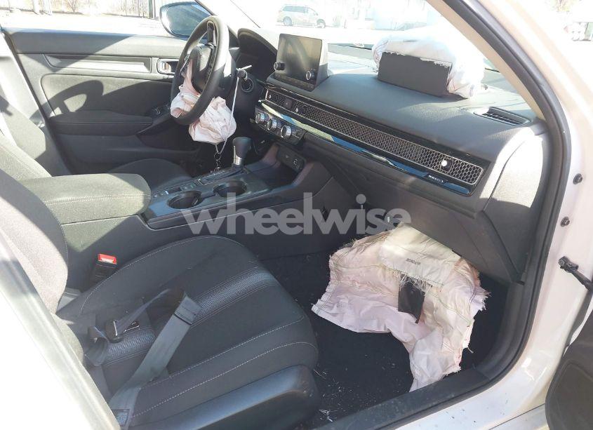 Photo 5 of 2024 Honda Civic LX (VIN 19XFL2H57RE033448)