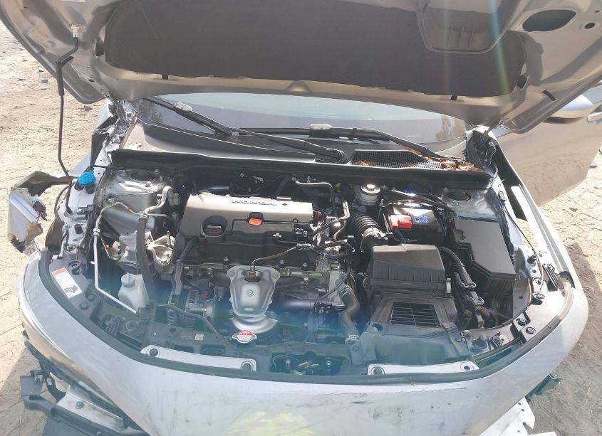 Photo 10 of 2024 Honda Civic LX (VIN 19XFL2H5XRE016028)