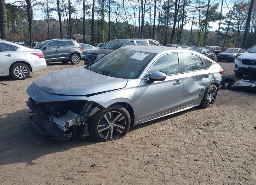 Photo 2 of 2024 Honda Civic LX (VIN 19XFL2H5XRE016028)