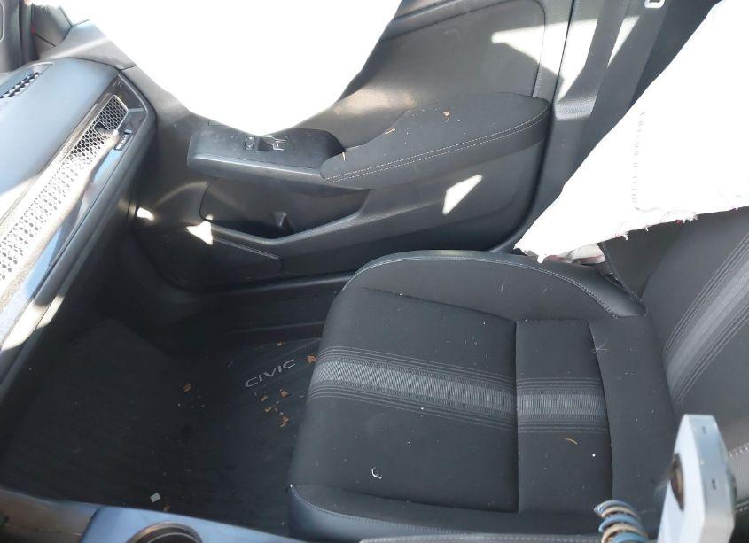 Photo 5 of 2022 Honda Civic SPORT (VIN 19XFL2H80NE002384)