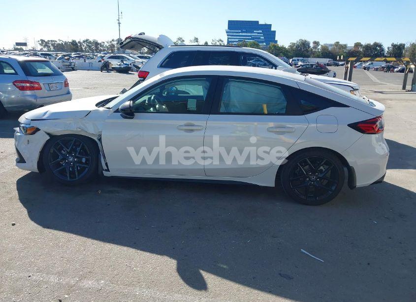 Photo 14 of 2024 Honda Civic SPORT (VIN 19XFL2H80RE021975)