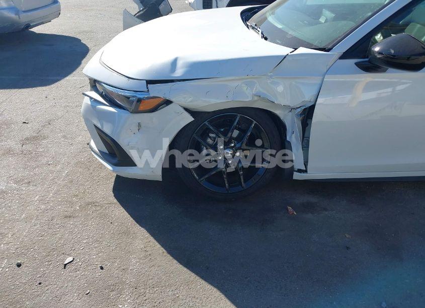 Photo 6 of 2024 Honda Civic SPORT (VIN 19XFL2H80RE021975)