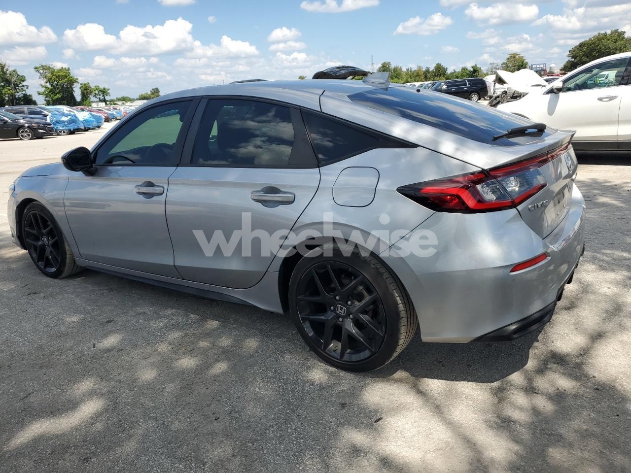 Photo 2 of 2024 HONDA CIVIC SPORT (VIN 19XFL2H80RE025721)