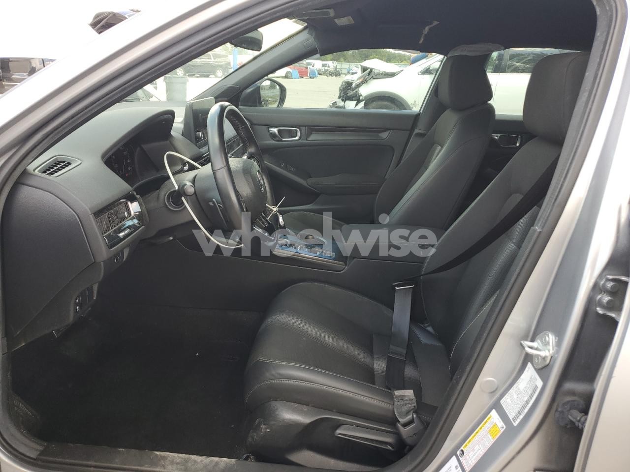 Photo 7 of 2024 HONDA CIVIC SPORT (VIN 19XFL2H80RE025721)