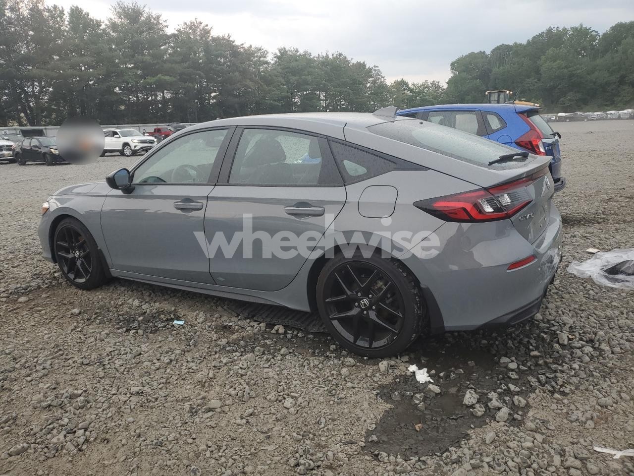 Photo 2 of 2025 HONDA CIVIC SPORT (VIN 19XFL2H80SE001084)