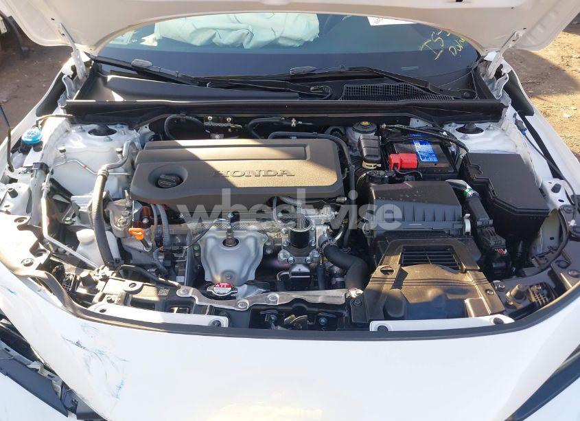 Photo 10 of 2025 Honda Civic SPORT (VIN 19XFL2H80SE001375)