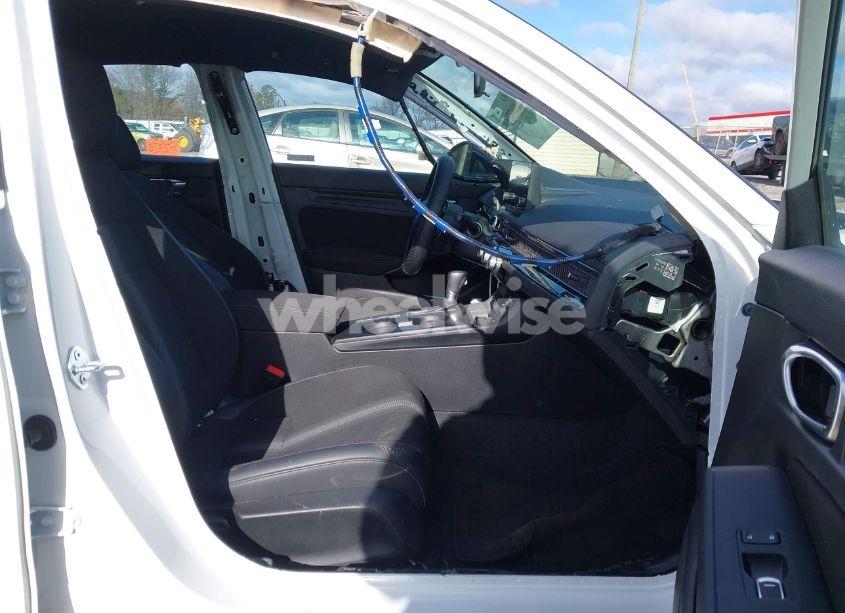 Photo 5 of 2022 Honda Civic SPORT (VIN 19XFL2H81NE003995)