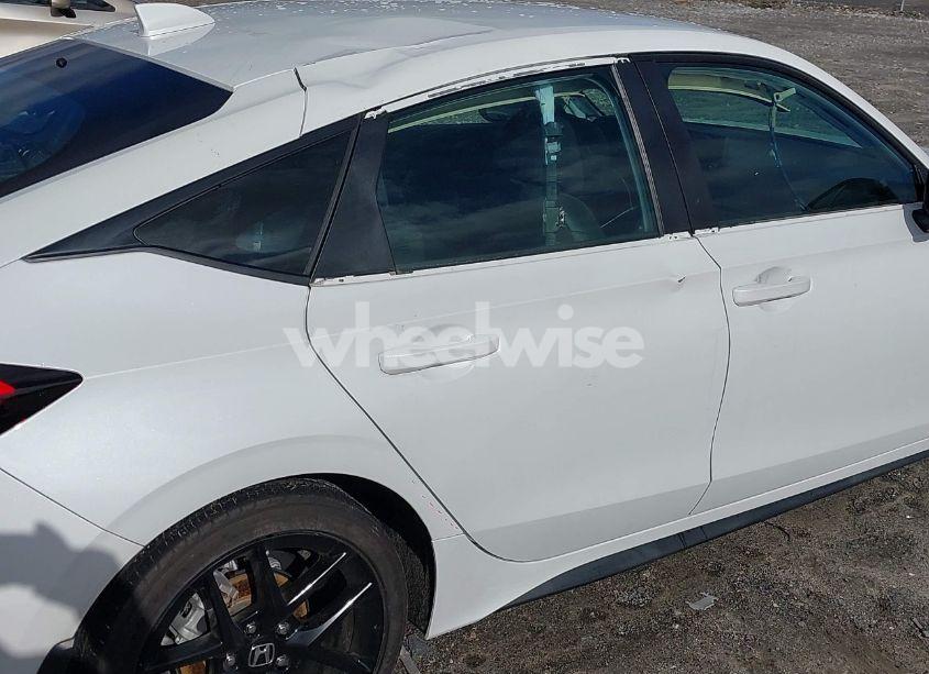 Photo 6 of 2022 Honda Civic SPORT (VIN 19XFL2H81NE003995)
