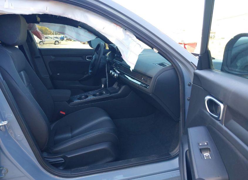 Photo 5 of 2024 Honda Civic SPORT (VIN 19XFL2H81RE042236)