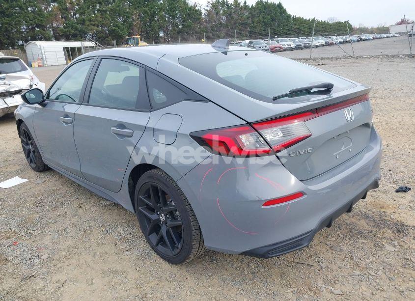 Photo 3 of 2025 Honda Civic SPORT (VIN 19XFL2H81SE012353)