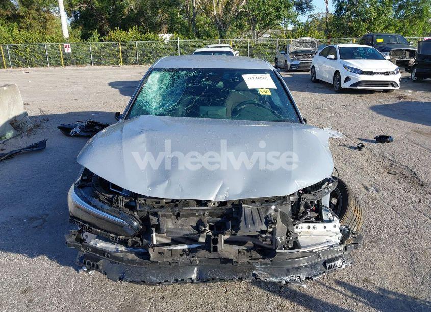 Photo 13 of 2024 Honda Civic SPORT (VIN 19XFL2H82RE009391)