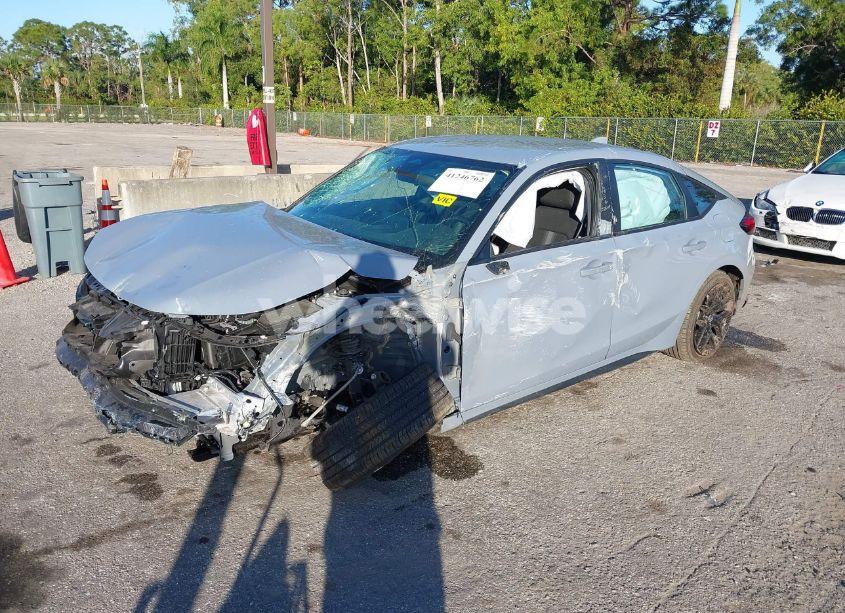 Photo 2 of 2024 Honda Civic SPORT (VIN 19XFL2H82RE009391)