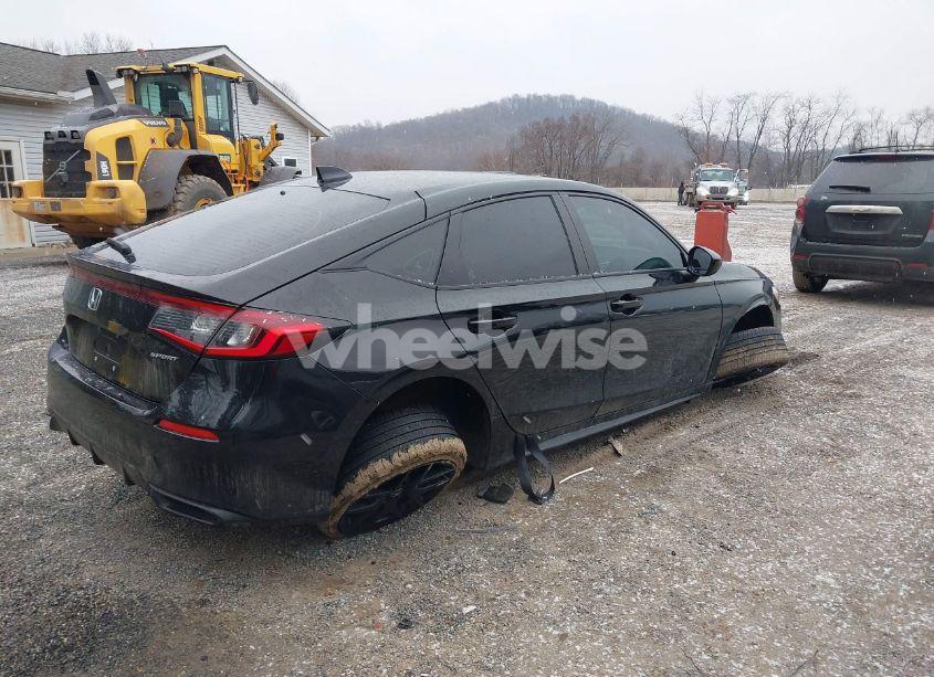 Photo 4 of 2024 Honda Civic SPORT (VIN 19XFL2H82RE021248)