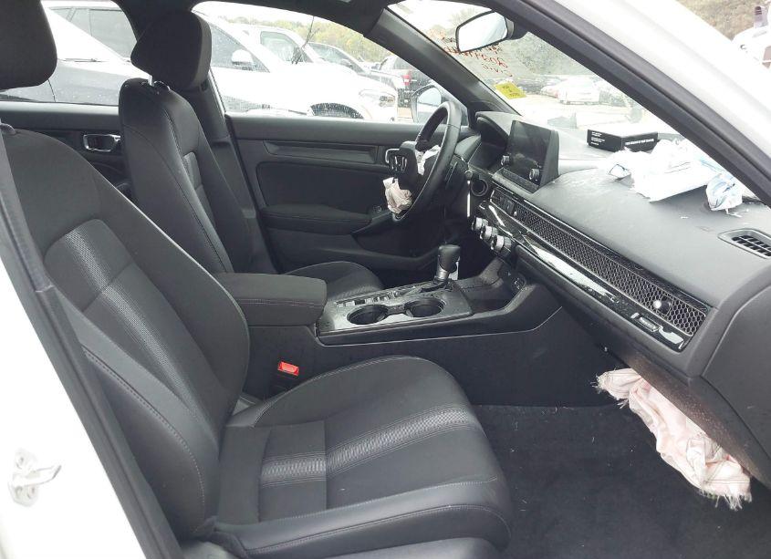 Photo 5 of 2024 Honda Civic SPORT (VIN 19XFL2H82RE038373)