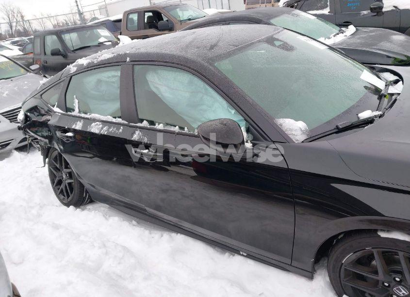 Photo 13 of 2025 Honda Civic SPORT (VIN 19XFL2H82SE008568)