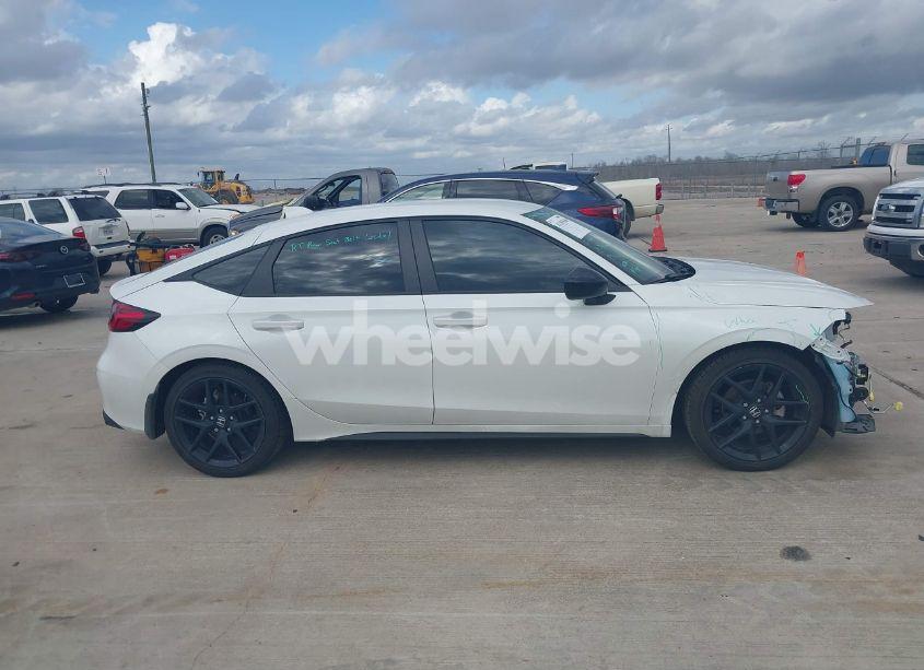 Photo 13 of 2024 Honda Civic SPORT (VIN 19XFL2H83RE026233)