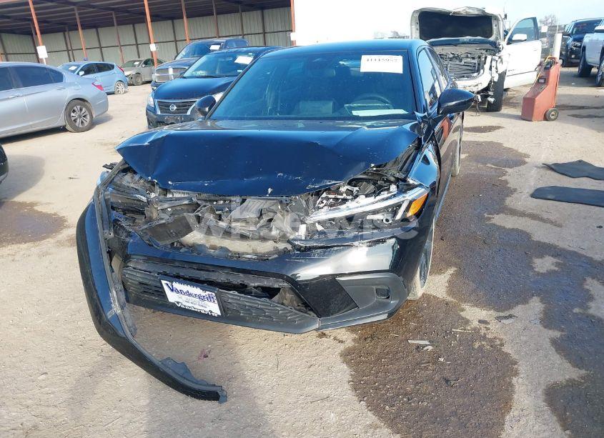 Photo 2 of 2024 Honda Civic SPORT (VIN 19XFL2H84RE006900)