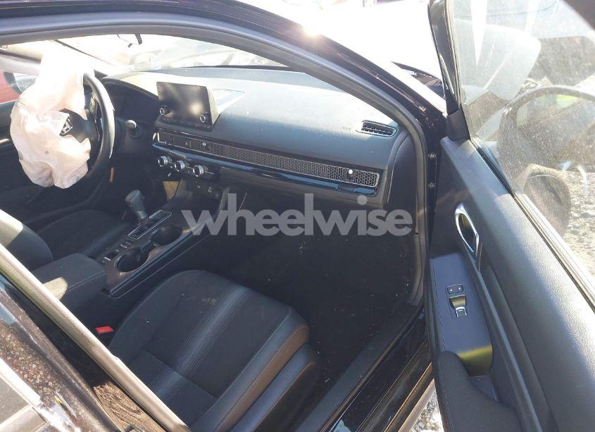 Photo 5 of 2024 Honda Civic SPORT (VIN 19XFL2H84RE032512)