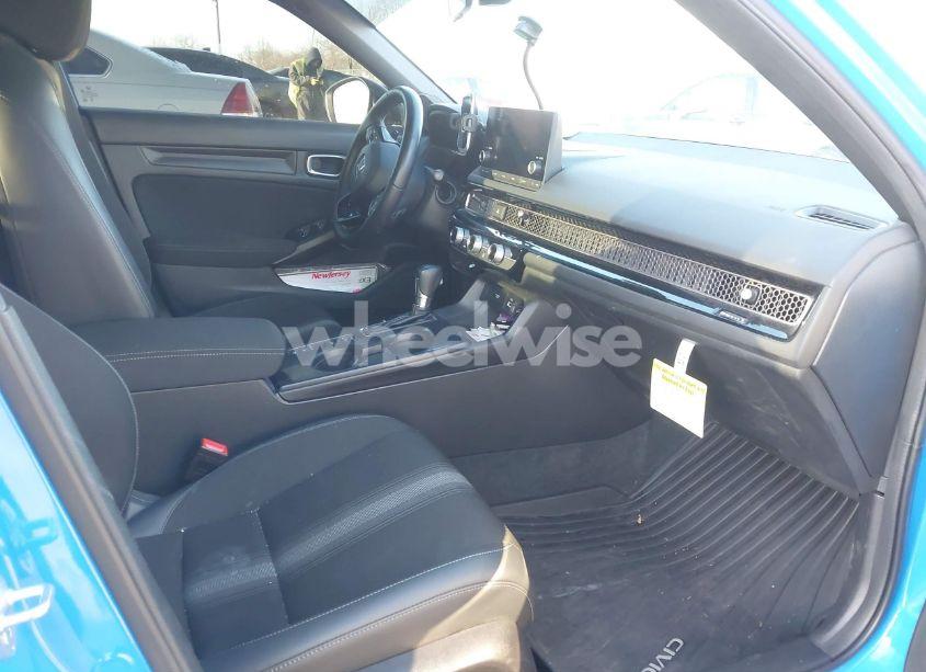 Photo 5 of 2023 Honda Civic SPORT (VIN 19XFL2H85PE007700)