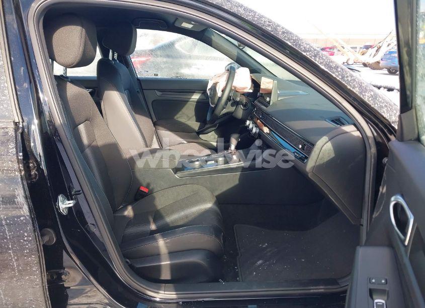 Photo 5 of 2024 Honda Civic SPORT (VIN 19XFL2H85RE041400)