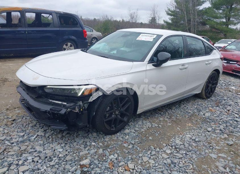 Photo 2 of 2025 Honda Civic SPORT (VIN 19XFL2H85SE008709)