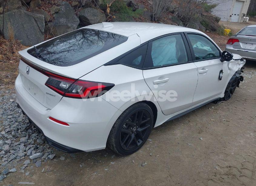 Photo 4 of 2025 Honda Civic SPORT (VIN 19XFL2H85SE008709)