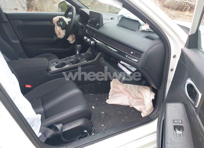 Photo 5 of 2025 Honda Civic SPORT (VIN 19XFL2H85SE008709)