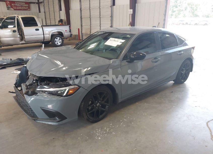 Photo 2 of 2022 Honda Civic SPORT (VIN 19XFL2H86NE005807)